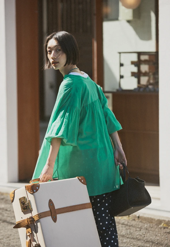 きれい色ブラウス