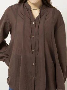 Blouse ミルフィーユフレアブラウス スタッフコーデ