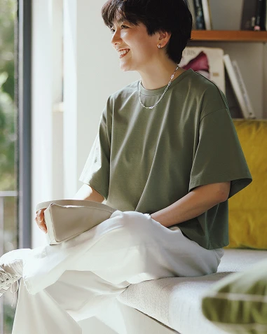 クロップドTシャツ OLIVE