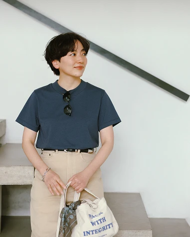 ワイドネックTシャツ NAVY