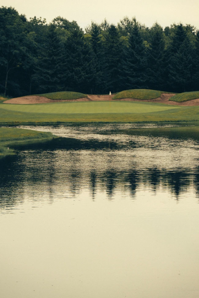 TaylorMade×UNITED ARROWS MOOD