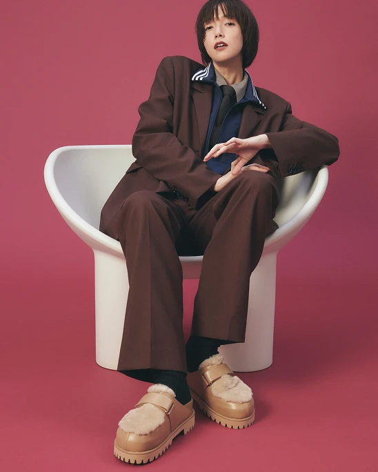 着こなしの主役にしたいファーが映えるボリュームサボ