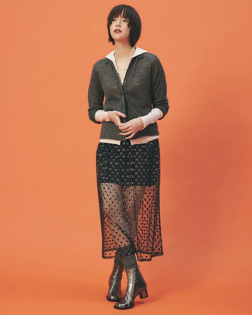 季節が冬に近づいたなら、艶めくショートブーツに履きかえよう