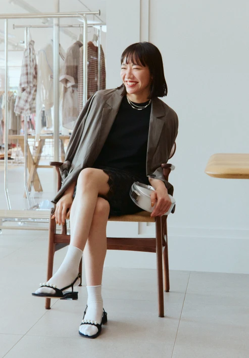 大人50／甘さ50のバランスがいい、好印象なパールサンダル