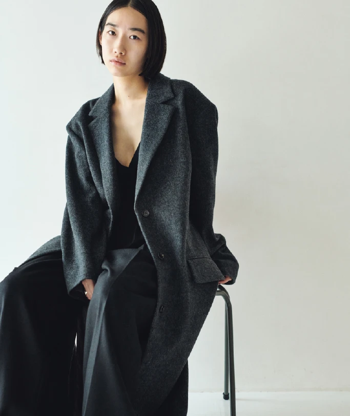 LOOK 01