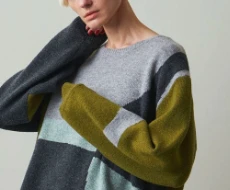 Women’s Sweater