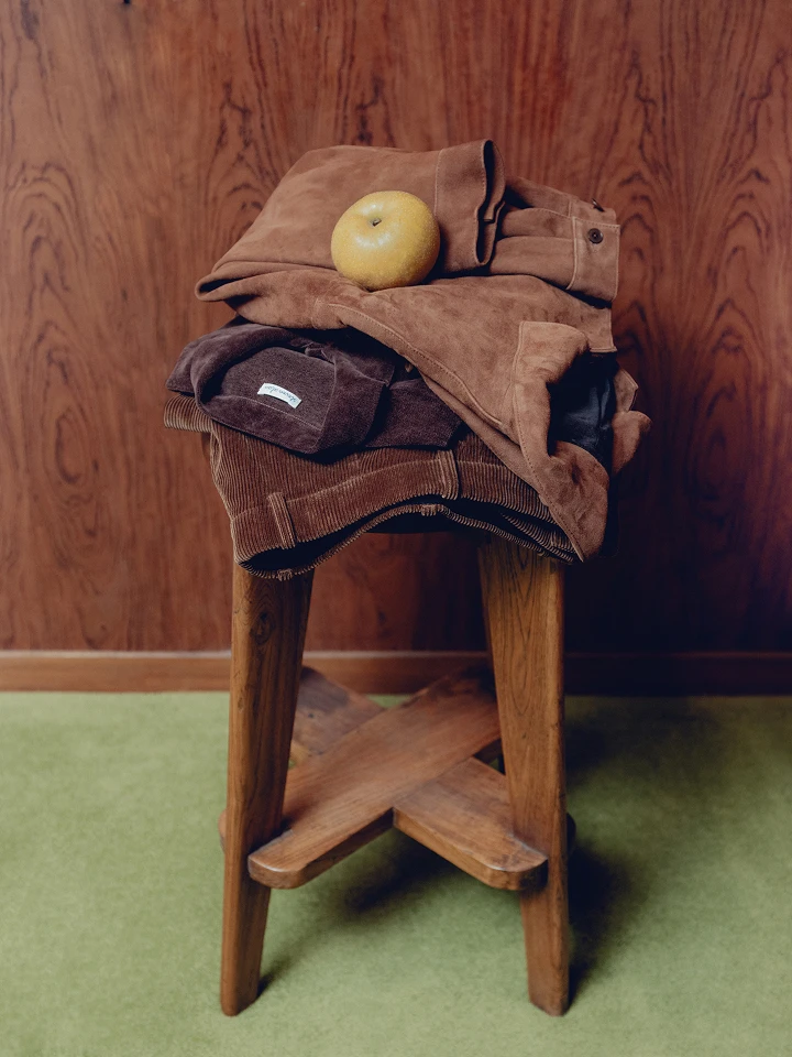 3つの天然素材の茶色い味。