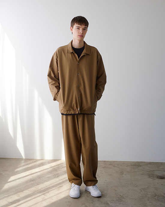 自分自身が心地よくいられる服を求めている人も多い気がしたんです