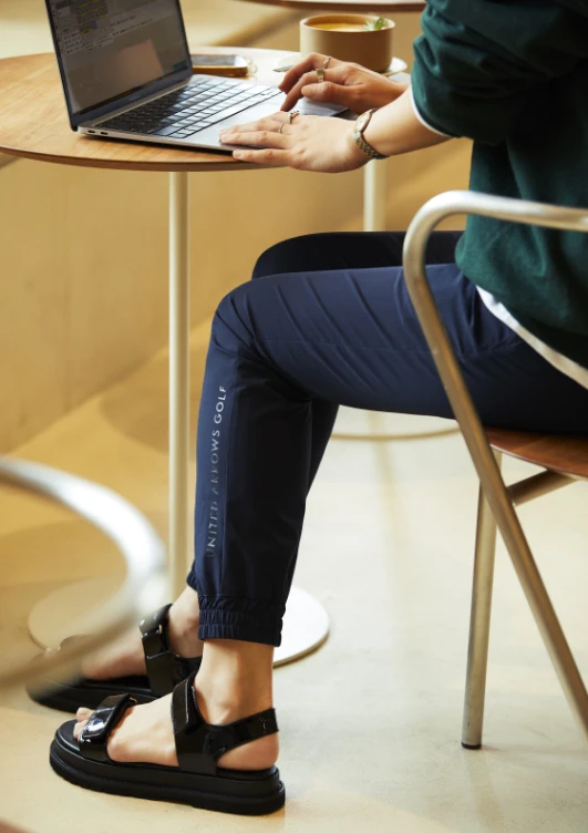 平野杏梨さん OFF COURSE