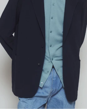 Shoulder / Silhouette