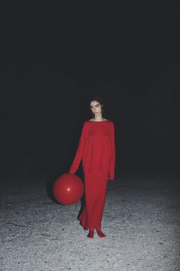 LOOK 01