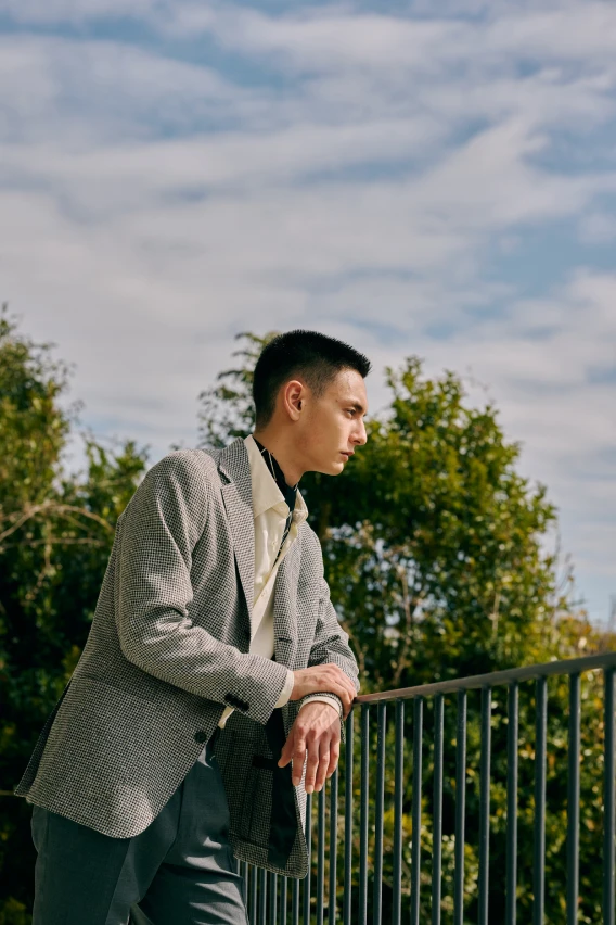 この春のムード SUITS & JACKETS