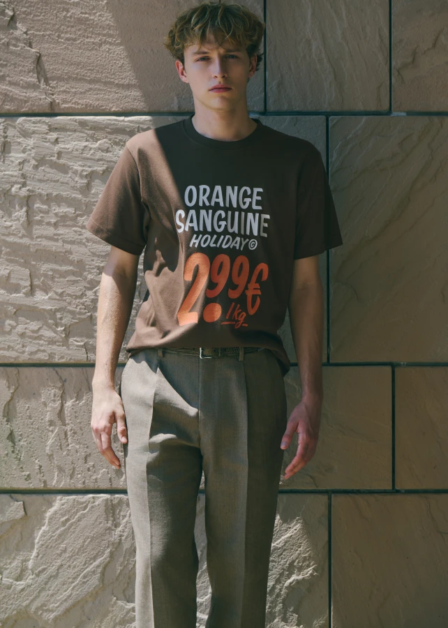03 Print T-Shirt & Trousers