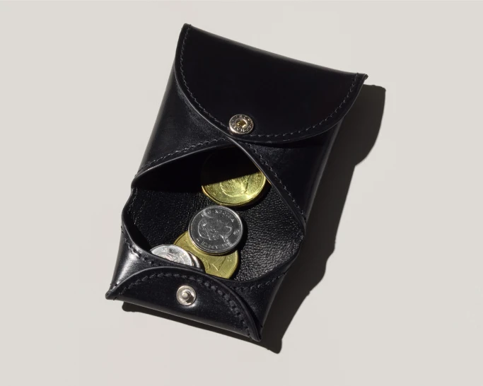 手のひらに収まる“ワンハンドサイズ”で別注