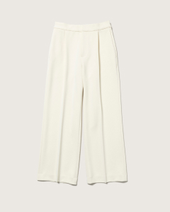 OFF WHITE SET-UP Ceremony Style