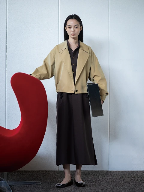 Coat: UNITED ARROWS