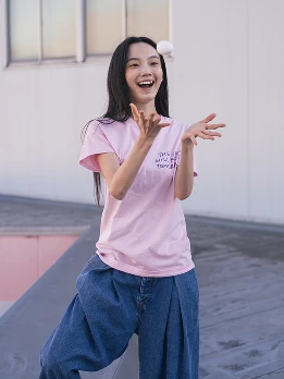 T-shirt: YEAH RIGHT NYC for UNITED ARROWS
