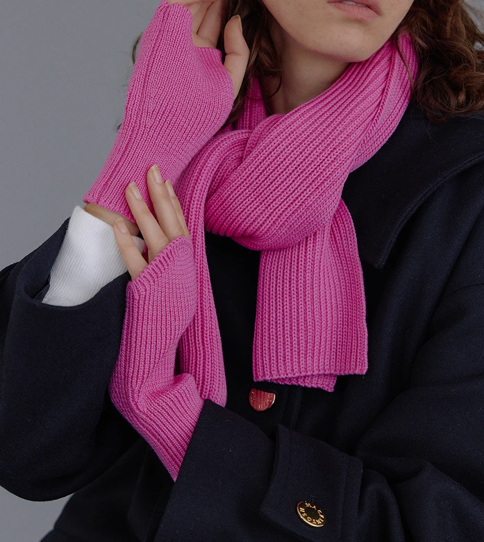 Muffler & Gloves by BATONER for UNITED ARROWS