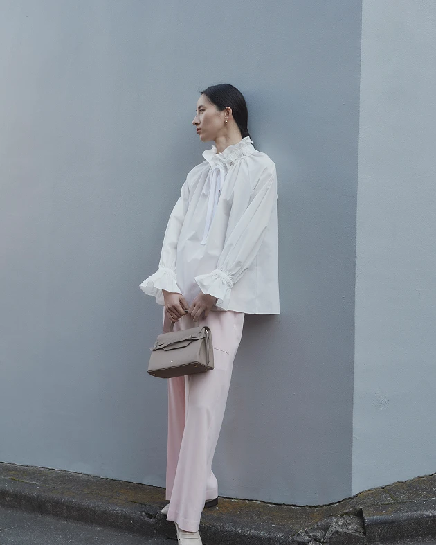 (03) GLOSSY BAKER PANTS