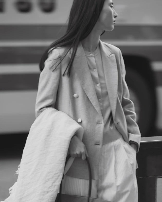 (06) MANTECO TUCK WIDE PANTS