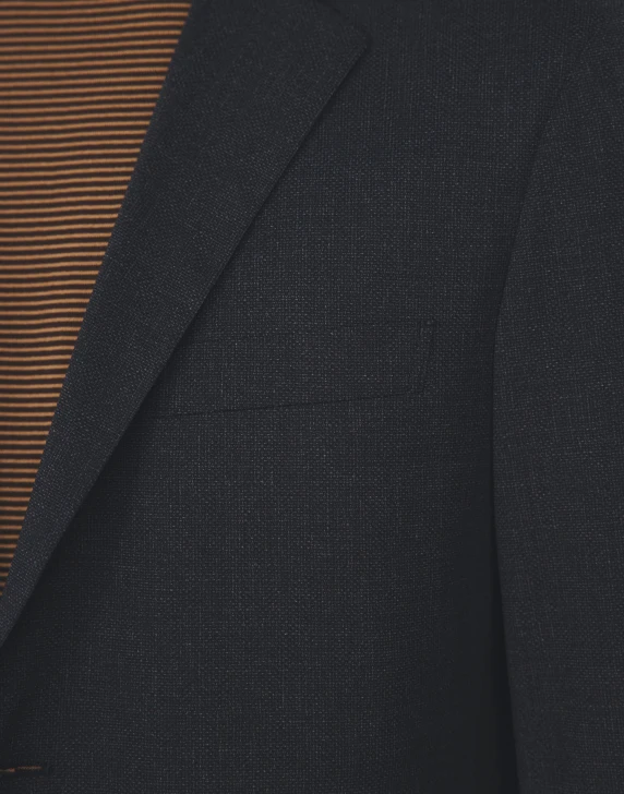 TRICOT JACKET & TROUSERS DETAIL