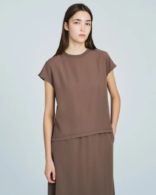 SLEEVELESS T-SHIRT / SKIRT