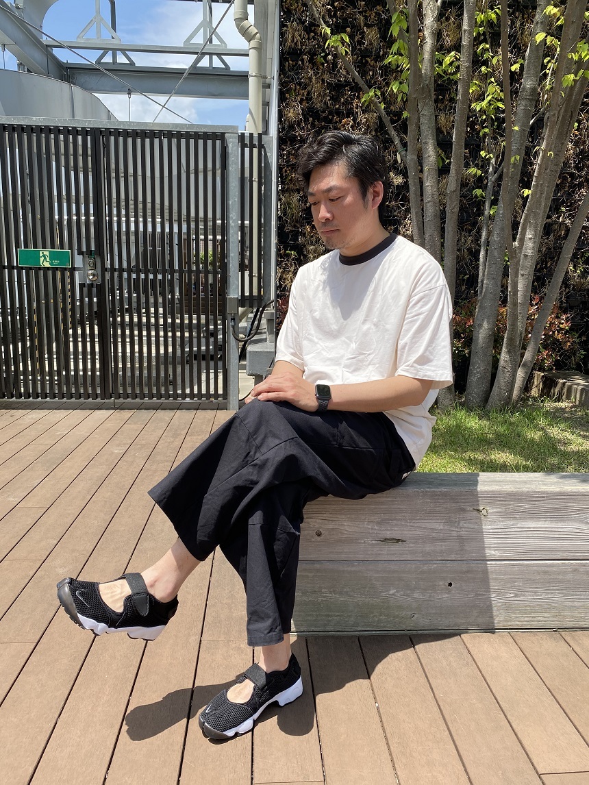 Beauty Youth Blog スニーカー サンダル どっち Beauty Youth Blog スニーカー サンダル どっち