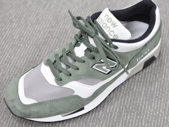 革靴からスニーカーまで 知っておくと安心 靴紐の結び方 定番の4種類 1 ブログ Green Label Relaxing