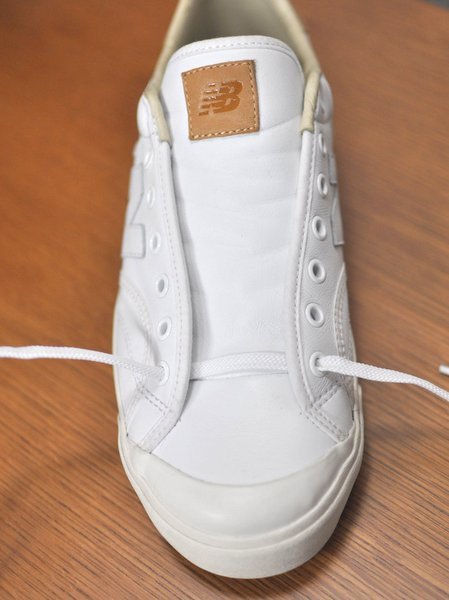 革靴からスニーカーまで 知っておくと安心 靴紐の結び方 定番の4種類 1 ブログ Green Label Relaxing