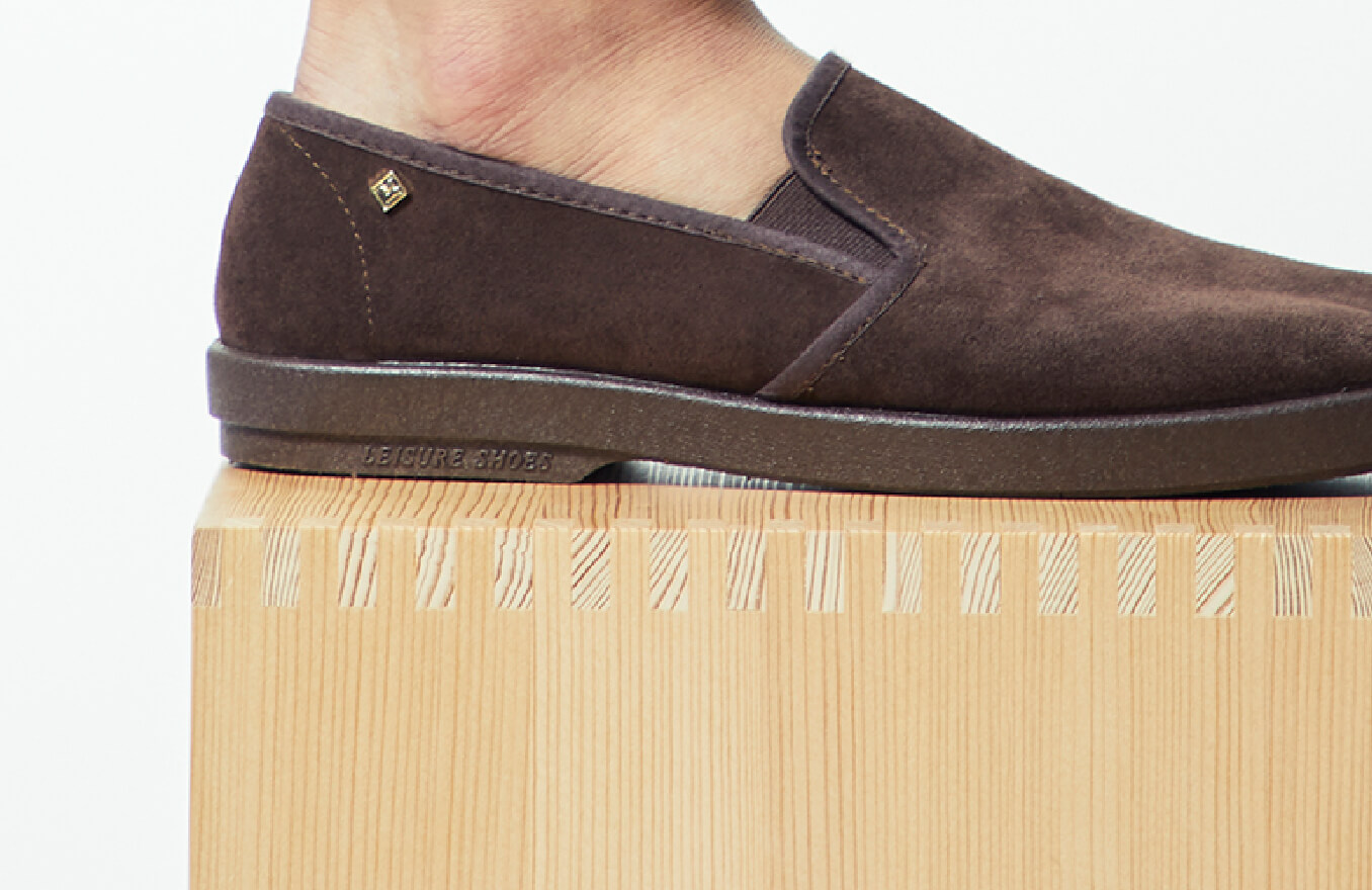 RIVIERAS / Suede Slip-On