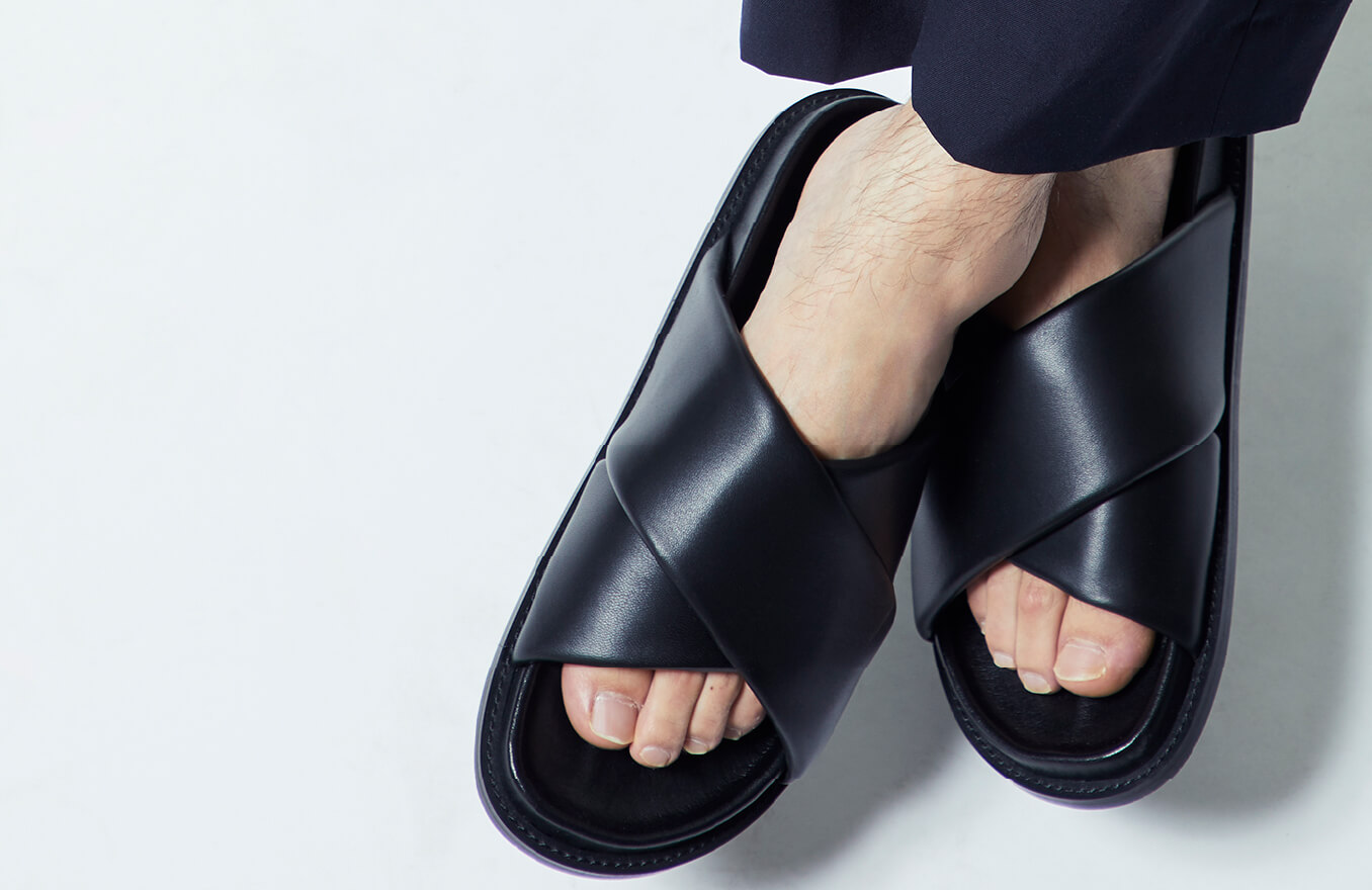 PIPPICHIC / Cross Sandals