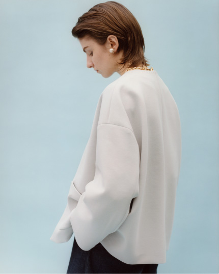 V NECK SHORT COAT