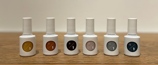 指先を夏カラーへ United Arrows Ua Voice