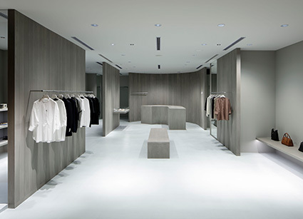 ロエフ 六本木店
